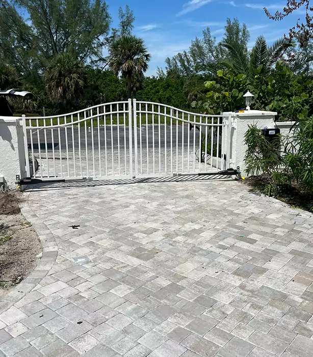 Chain Link Gate Repair Hialeah