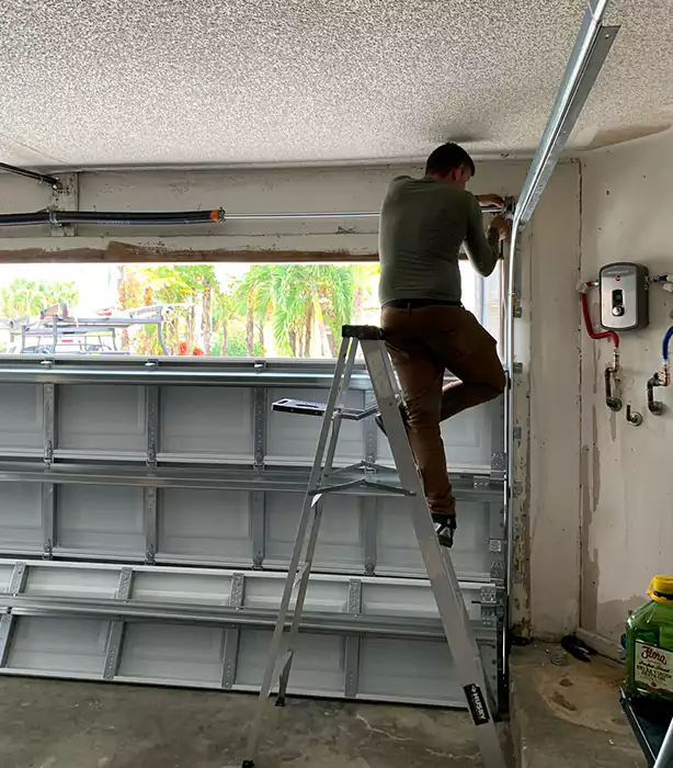 Garage Door Roller Replacement Hialeah in Hialeah, FL