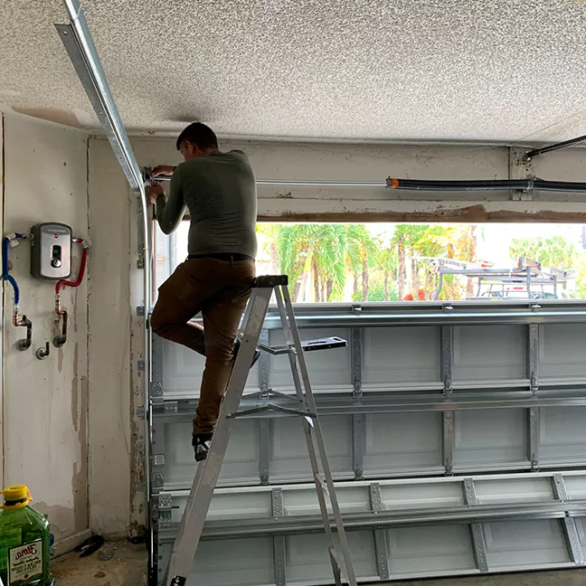 Experienced Garage Door Installation Experts in Hialeah, FL