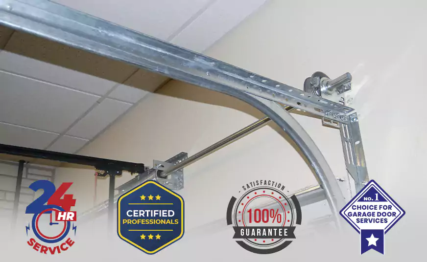 How Much Does a Garage Door Rail Replacement Cost in Hialeah, FL?